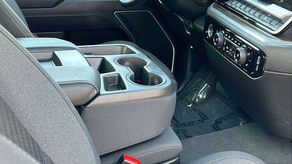 used 2022 Chevrolet Silverado 1500 car, priced at $32,200