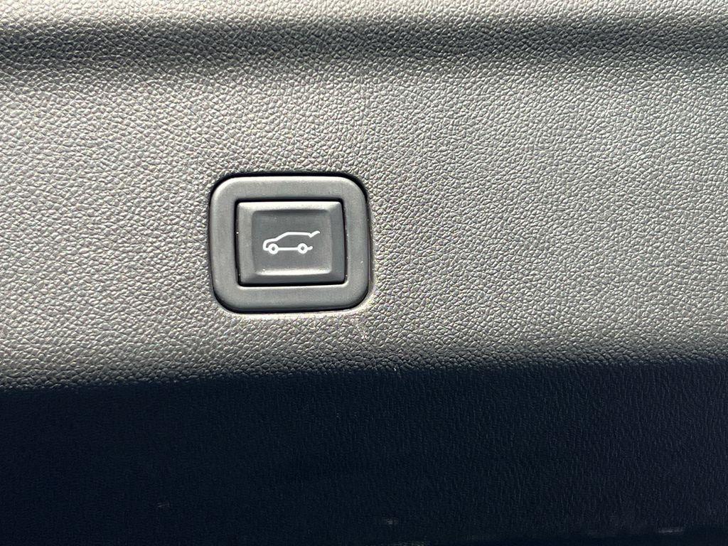 used 2023 Chevrolet Suburban car, priced at $39,800