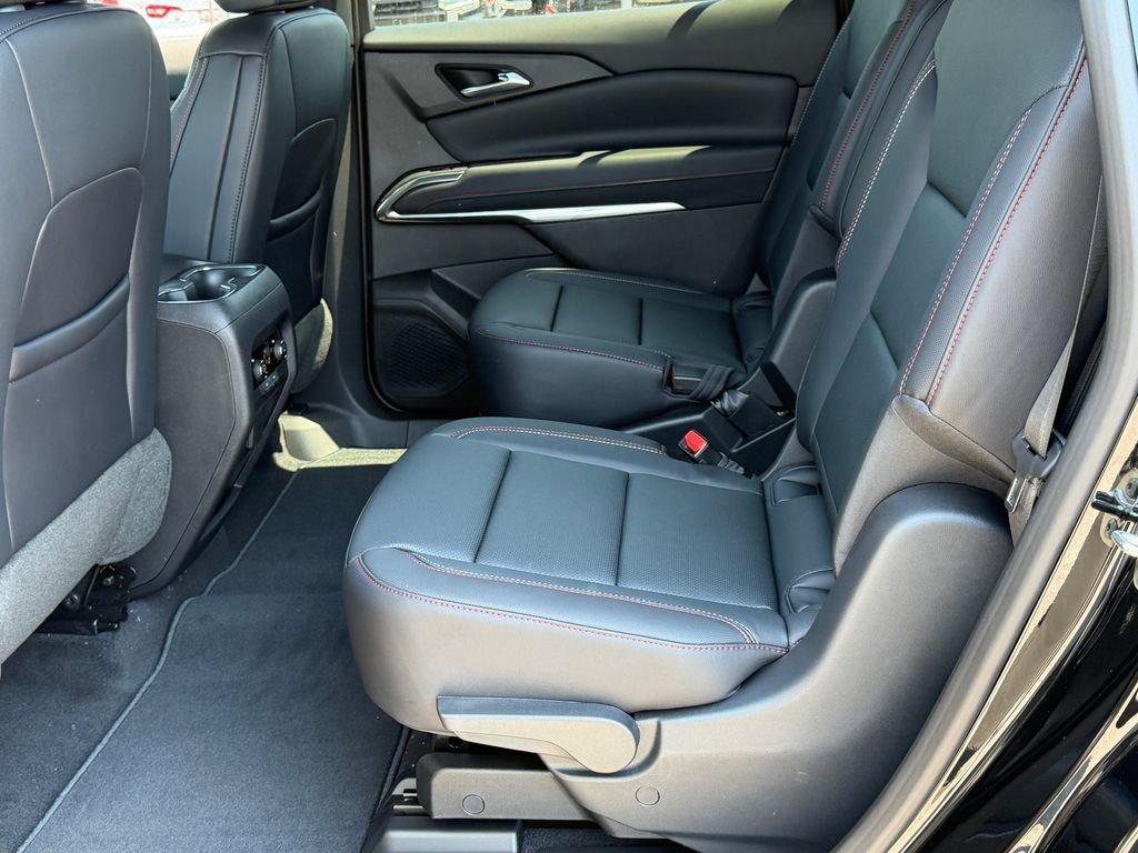 new 2026 Chevrolet Traverse car, priced at $50,667