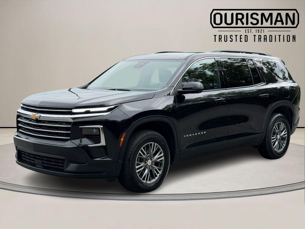 used 2024 Chevrolet Traverse car, priced at $29,800