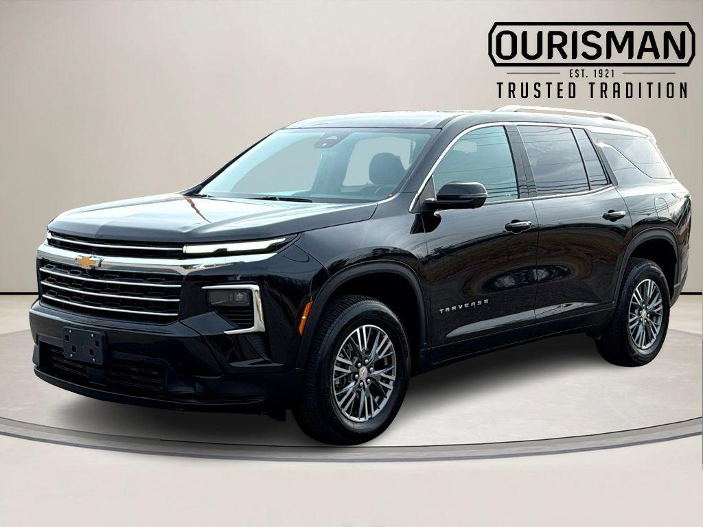used 2024 Chevrolet Traverse car, priced at $29,500