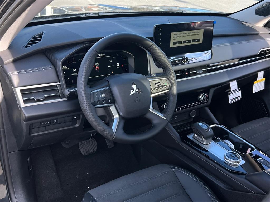 new 2026 Mitsubishi Outlander car, priced at $40,555