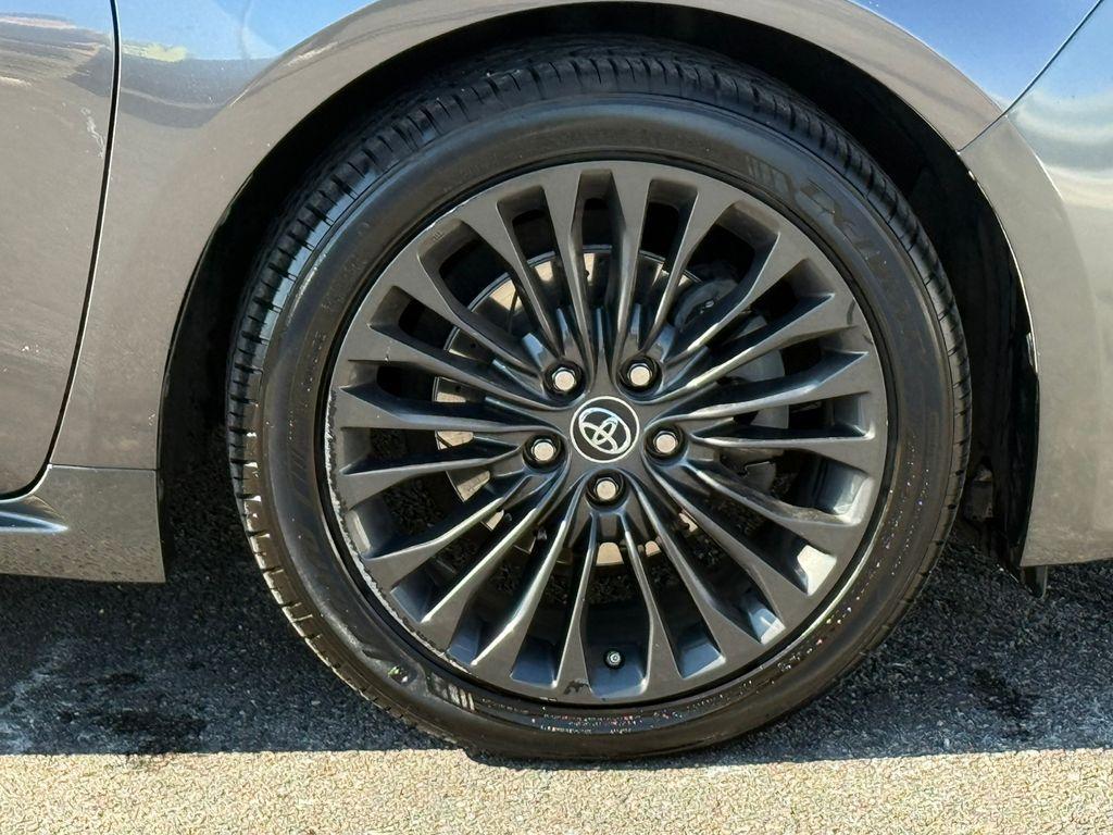 used 2016 Toyota Avalon car, priced at $14,300