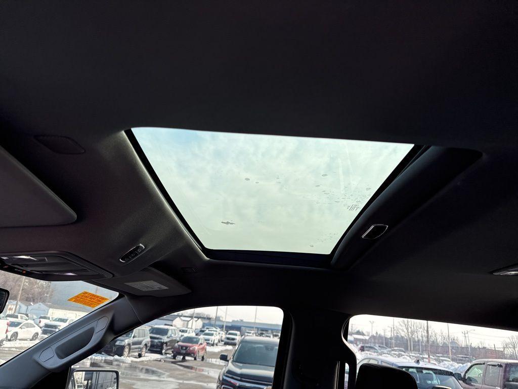 used 2022 Chevrolet Silverado 1500 Limited car, priced at $37,900