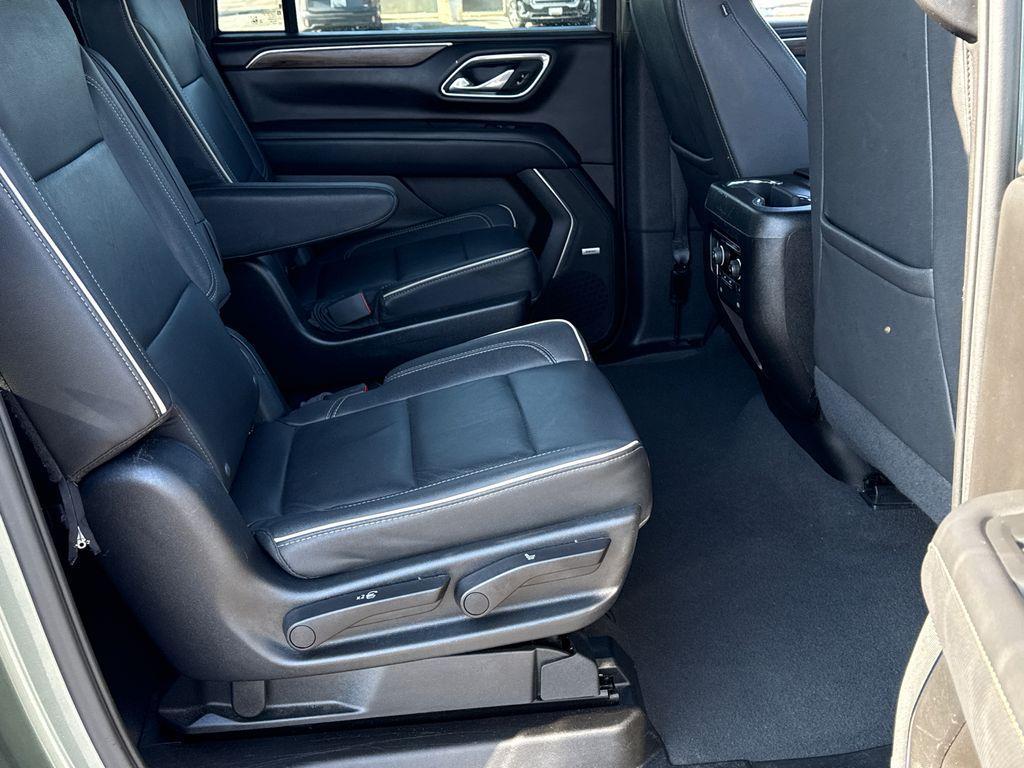 used 2023 Chevrolet Suburban car, priced at $39,900