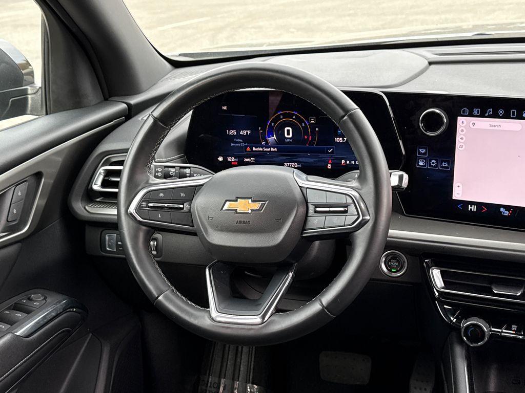 used 2024 Chevrolet Traverse car, priced at $31,000