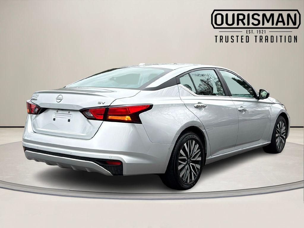 used 2024 Nissan Altima car, priced at $17,300