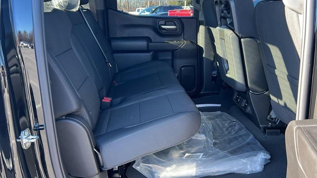 new 2026 Chevrolet Silverado 1500 car, priced at $43,270