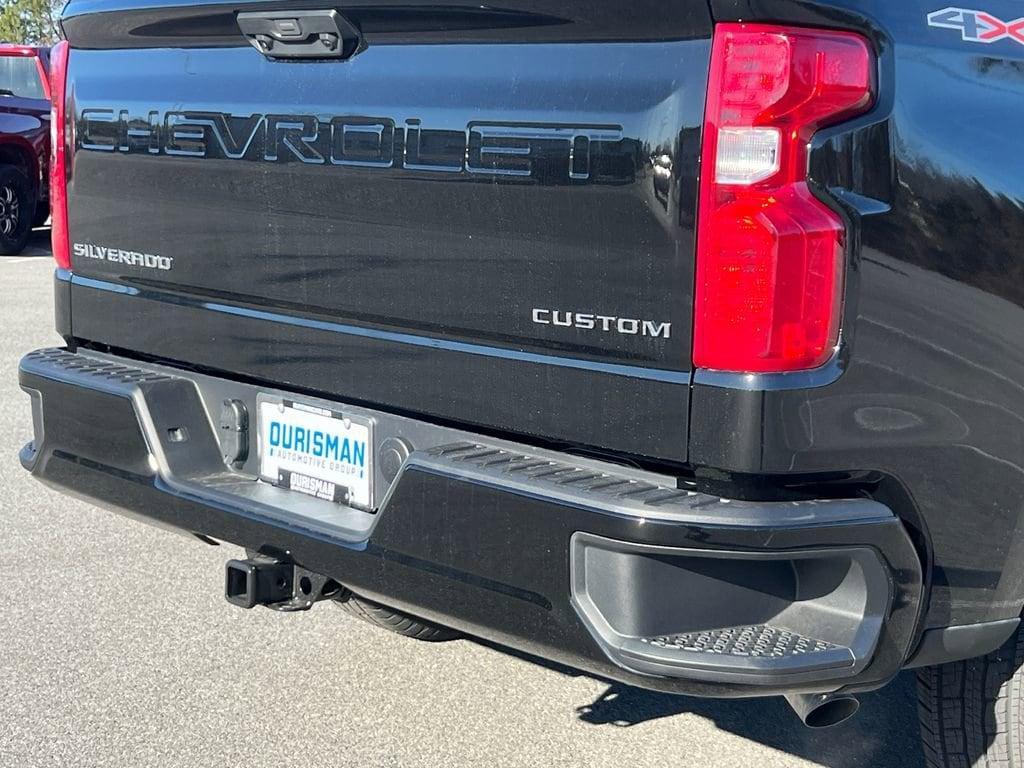 new 2026 Chevrolet Silverado 1500 car, priced at $43,270