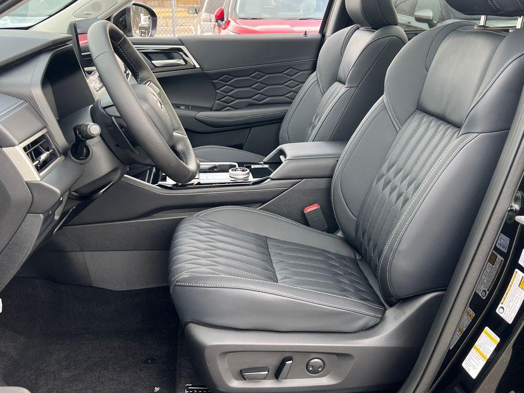 new 2026 Mitsubishi Outlander car, priced at $44,530