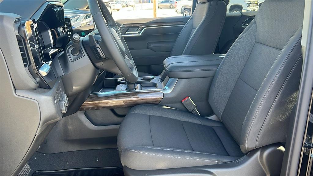 new 2026 Chevrolet Silverado 1500 car, priced at $50,680