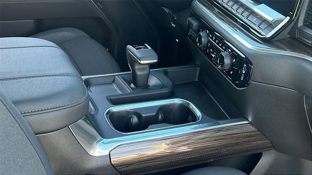 new 2026 Chevrolet Silverado 1500 car, priced at $50,680