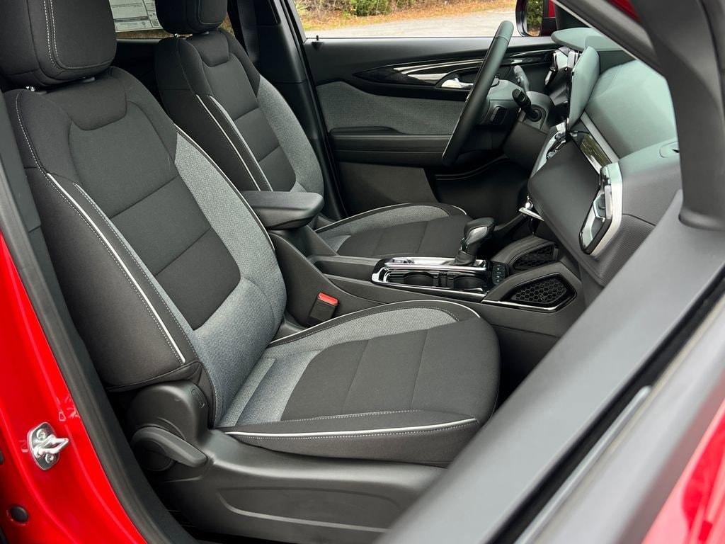 new 2026 Chevrolet TrailBlazer car, priced at $26,275