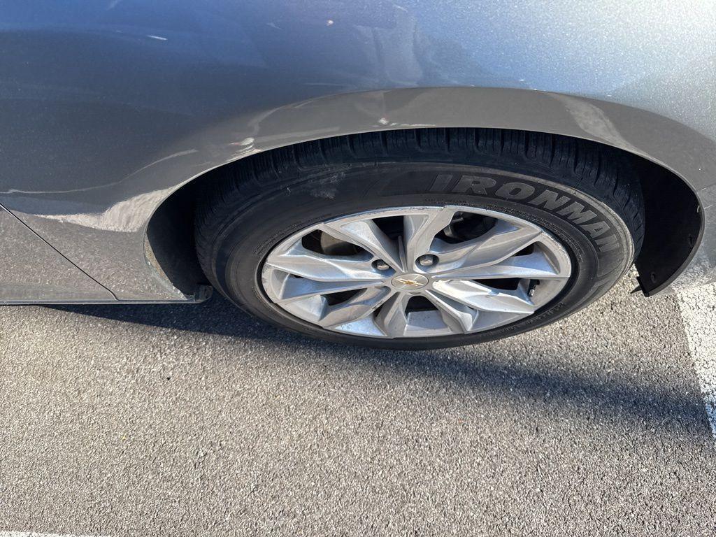 used 2023 Chevrolet Malibu car, priced at $15,500