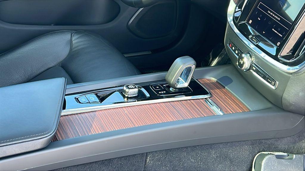 used 2024 Volvo V60 Cross Country car, priced at $31,200