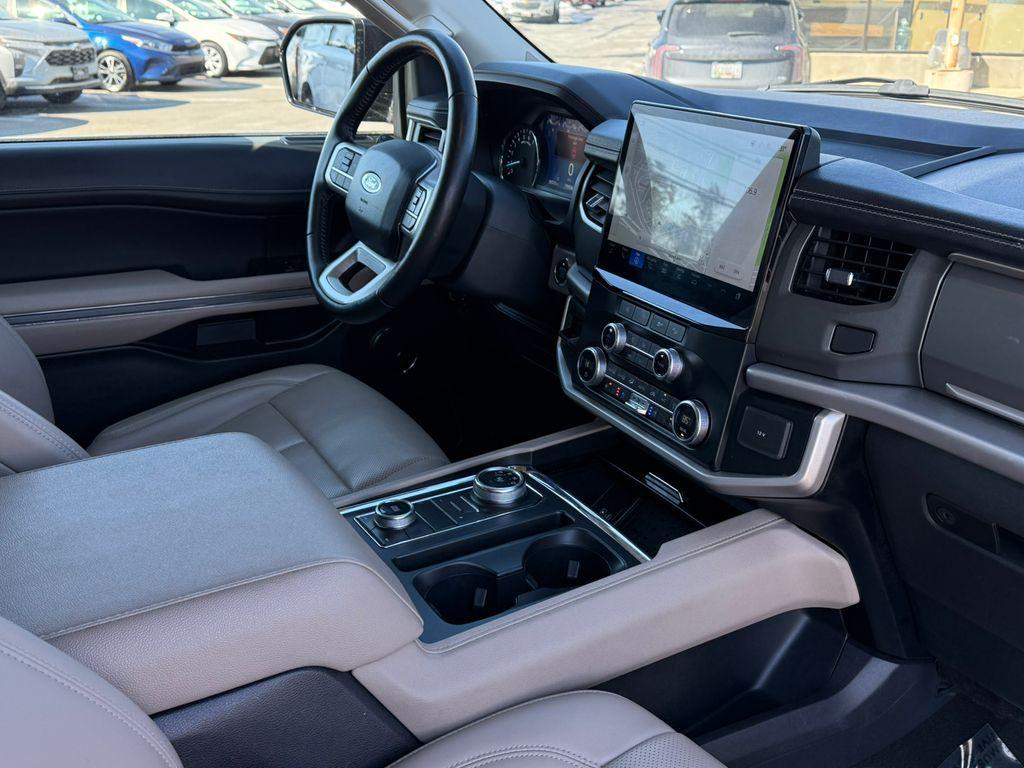 used 2024 Ford Expedition Max car, priced at $40,300