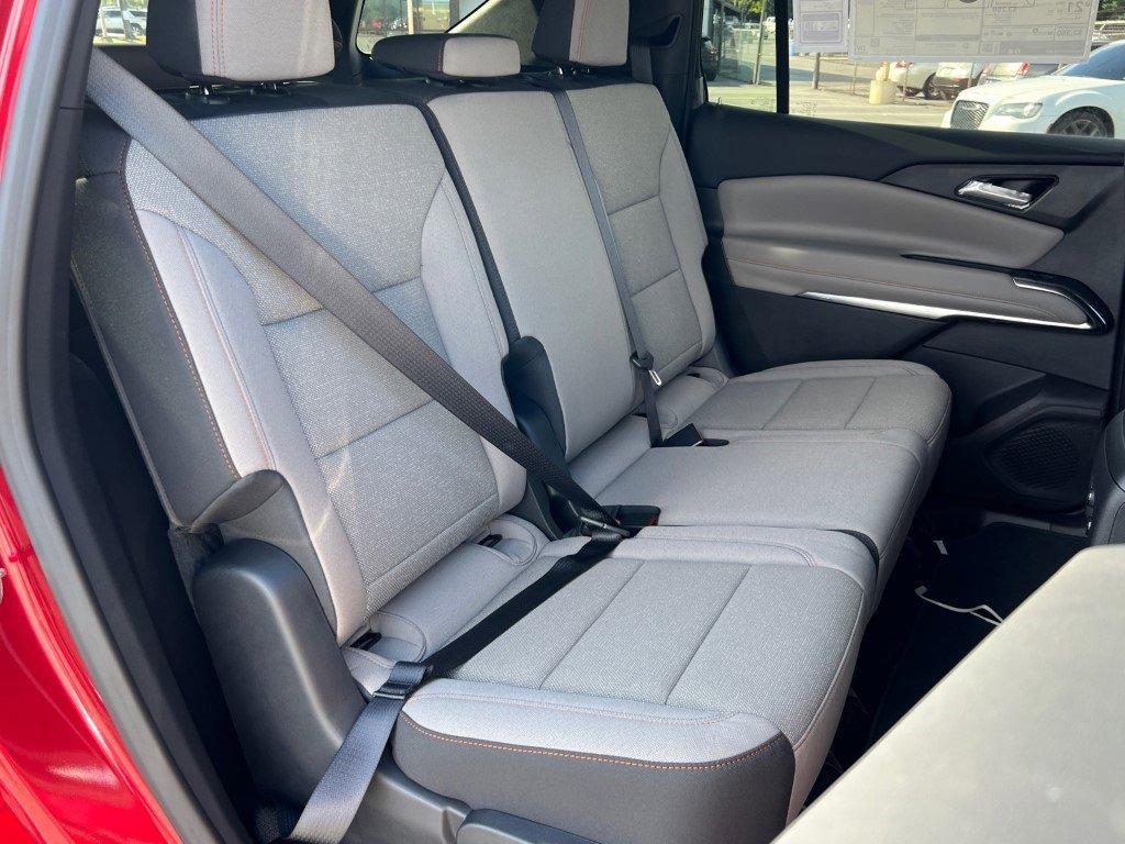 new 2026 Chevrolet Traverse car, priced at $37,690