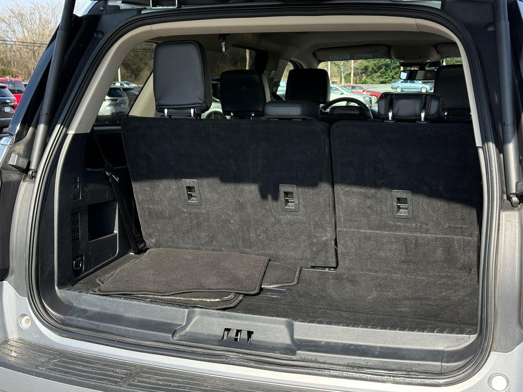used 2024 Ford Expedition car, priced at $34,300