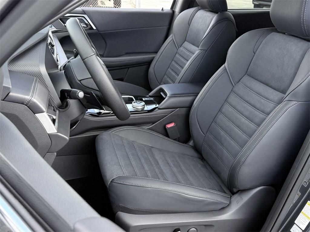 new 2025 Mitsubishi Outlander car, priced at $38,295