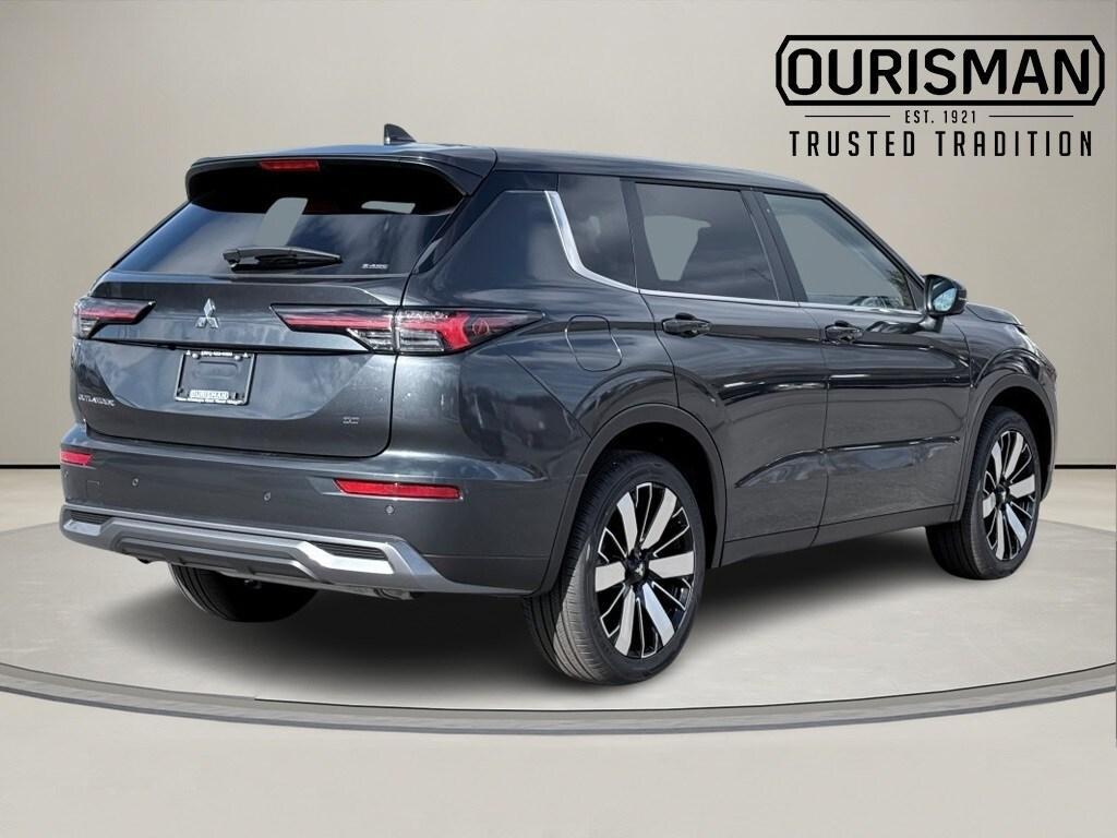 new 2025 Mitsubishi Outlander car, priced at $38,295