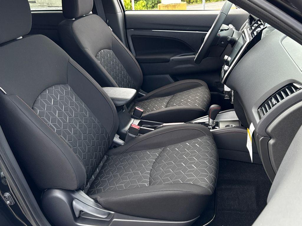 new 2025 Mitsubishi Outlander Sport car, priced at $31,515