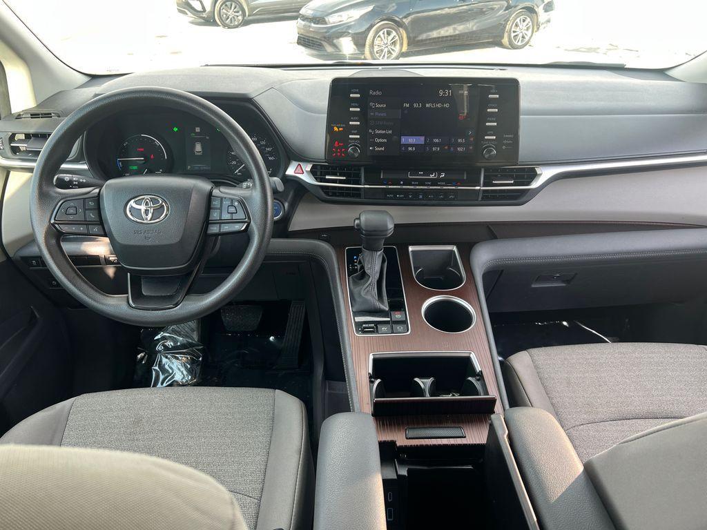 used 2024 Toyota Sienna car, priced at $32,200