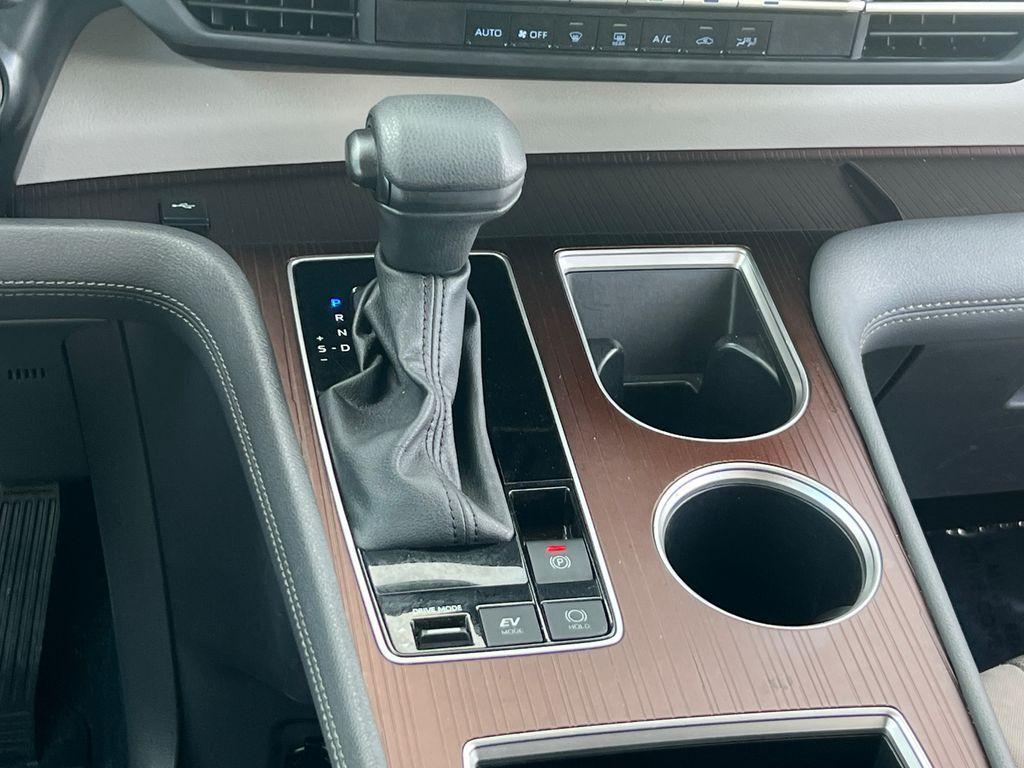 used 2024 Toyota Sienna car, priced at $32,200