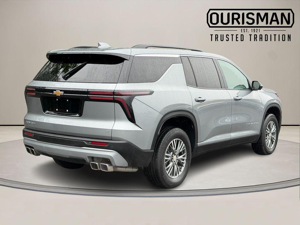 used 2024 Chevrolet Traverse car, priced at $31,000