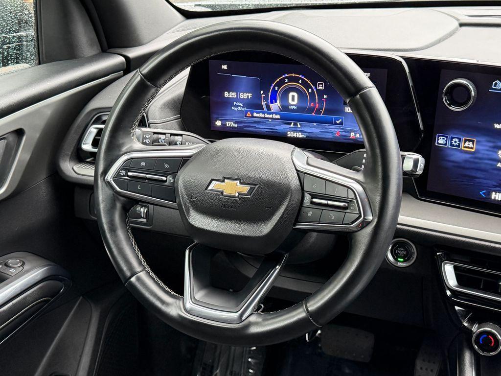 used 2024 Chevrolet Traverse car, priced at $31,000