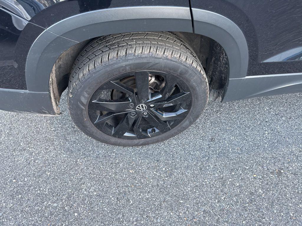 used 2022 Volkswagen Taos car, priced at $17,900