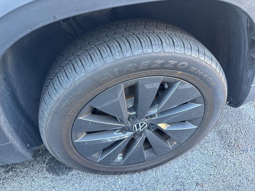 used 2024 Volkswagen Taos car, priced at $15,900