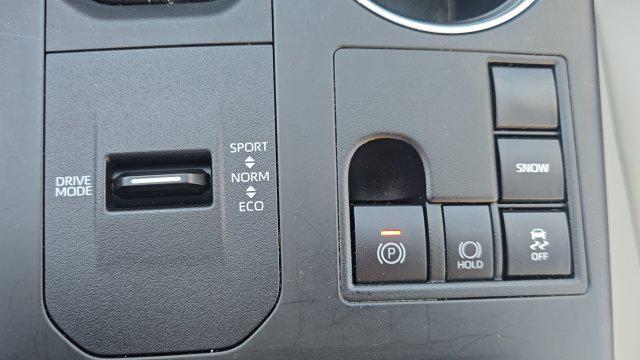 used 2023 Toyota Highlander car