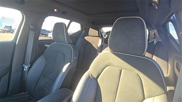 used 2022 Volvo XC40 car, priced at $26,018