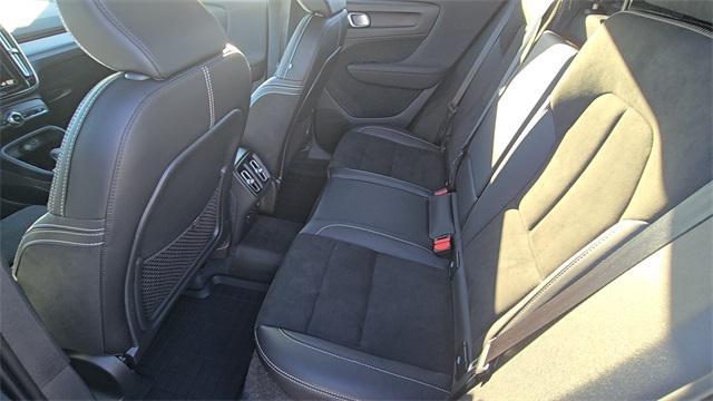 used 2022 Volvo XC40 car, priced at $26,018