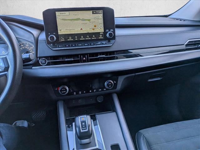 used 2024 Mitsubishi Outlander car, priced at $20,999