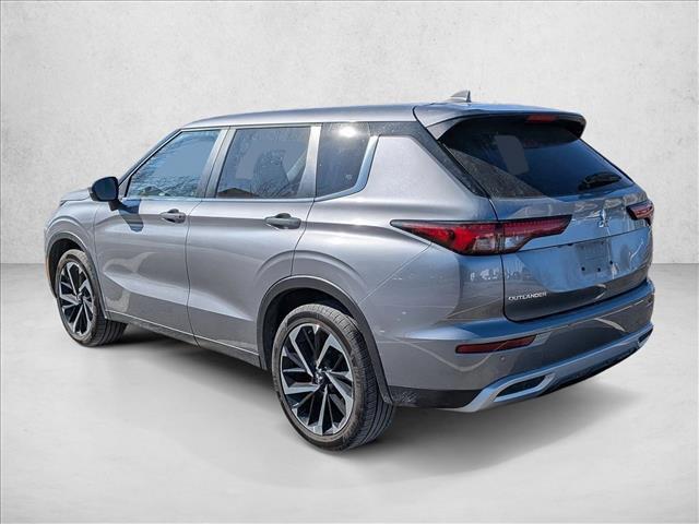 used 2024 Mitsubishi Outlander car, priced at $20,999