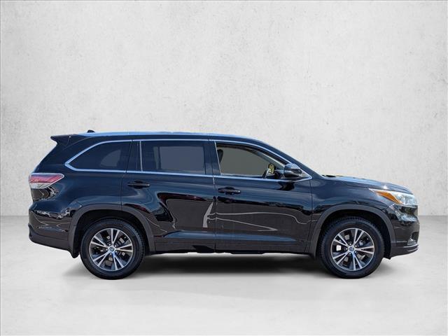 used 2016 Toyota Highlander car, priced at $16,375