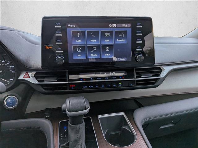 used 2024 Toyota Sienna car, priced at $38,489