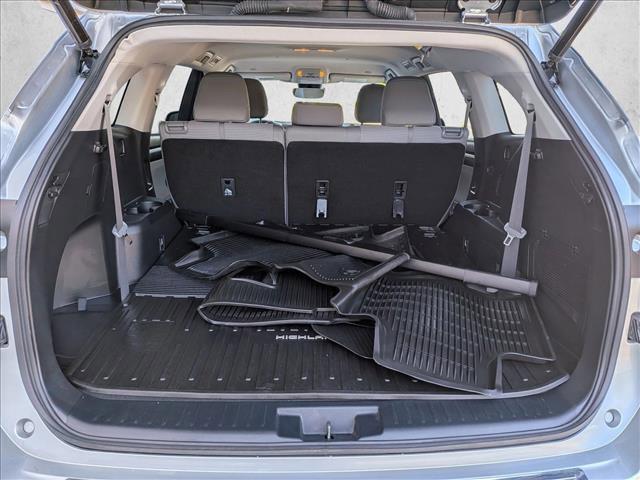 used 2023 Toyota Highlander car, priced at $31,875