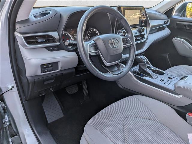 used 2023 Toyota Highlander car, priced at $31,875