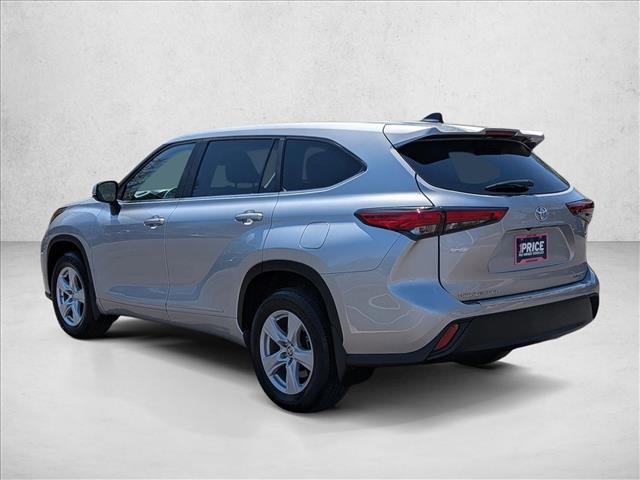 used 2023 Toyota Highlander car, priced at $31,875