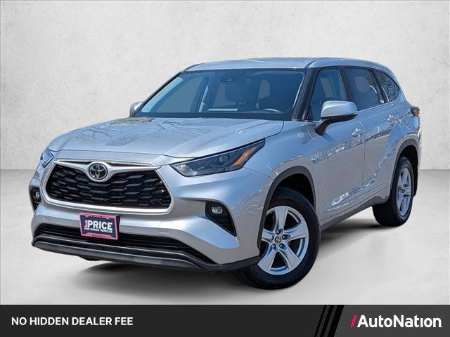 used 2023 Toyota Highlander car, priced at $31,875