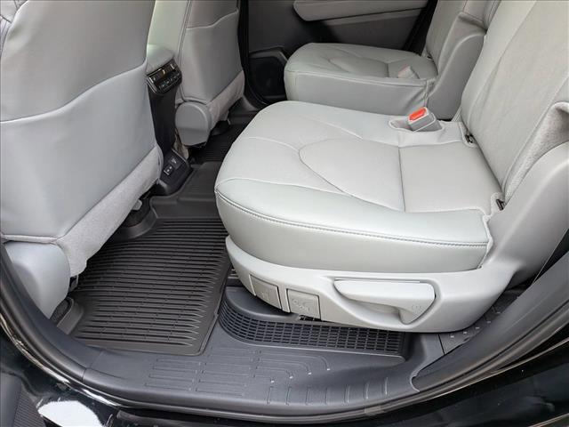 new 2026 Toyota Highlander Hybrid car, priced at $55,649