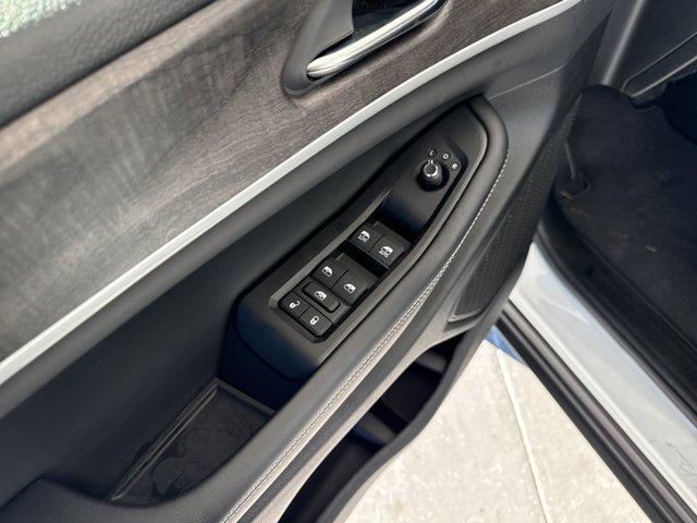 new 2025 Jeep Grand Cherokee L car, priced at $52,240