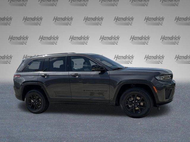 new 2026 Jeep Grand Cherokee car, priced at $44,912