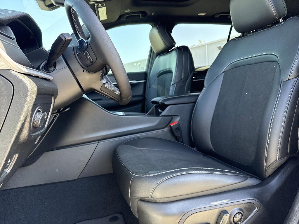 new 2026 Jeep Grand Cherokee L car, priced at $48,350