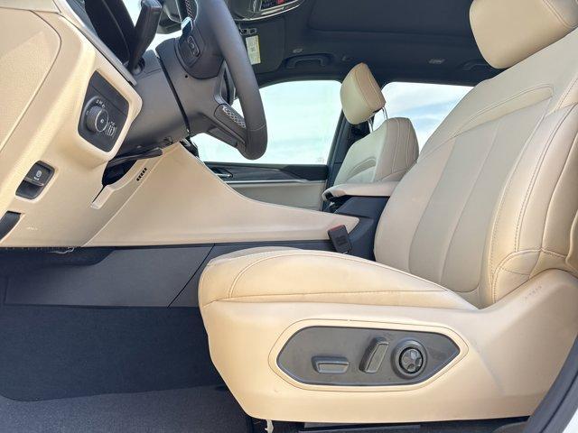 new 2026 Jeep Grand Cherokee L car, priced at $50,405