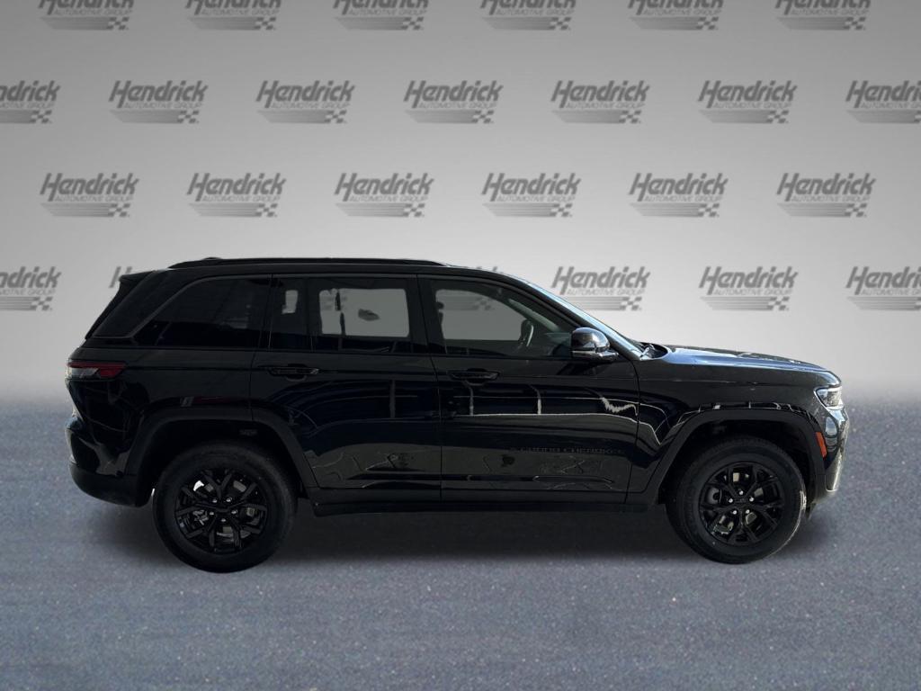 new 2026 Jeep Grand Cherokee car, priced at $46,525