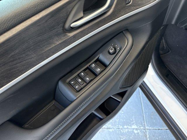 new 2025 Jeep Grand Cherokee L car, priced at $57,165