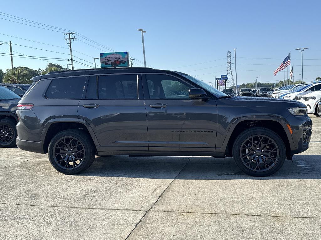 new 2026 Jeep Grand Cherokee L car, priced at $68,185